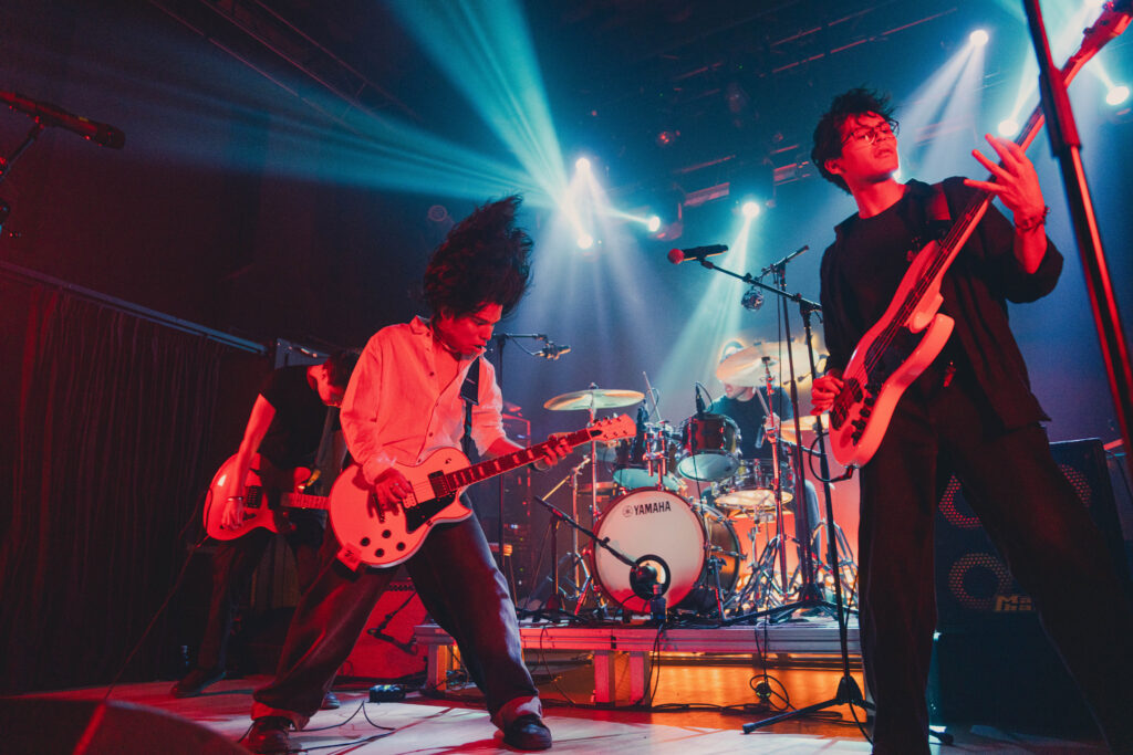 Ralessan performance in TAI EMERGENTE 2025